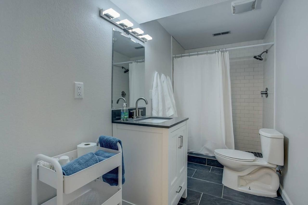 Bright & Cozy Studio Apartment In Colorado Springs Exteriör bild
